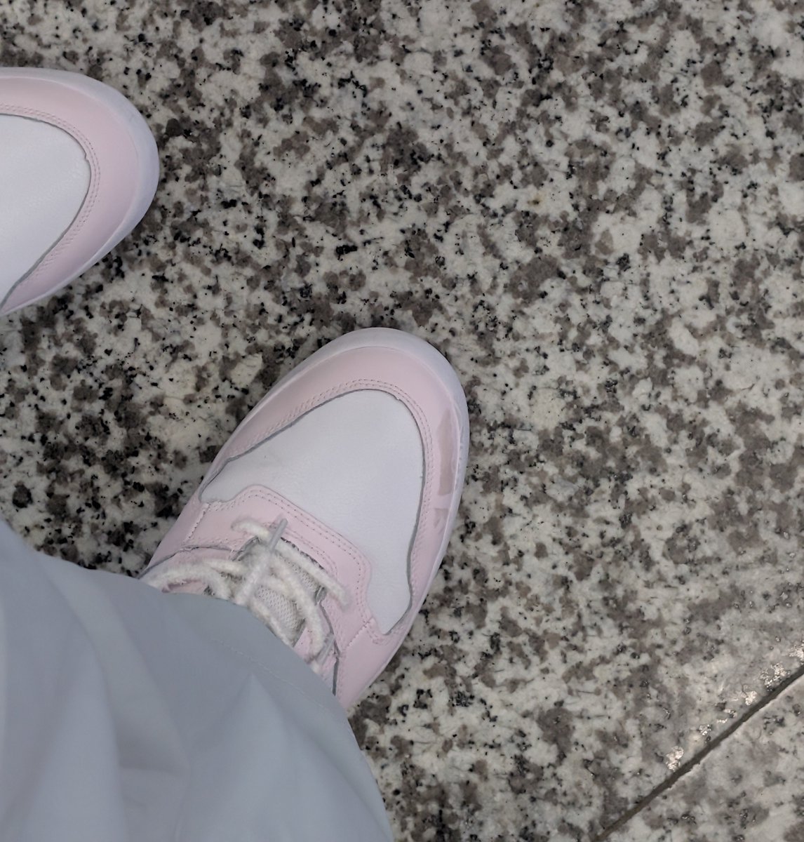 沫柠🍥 的图片 1