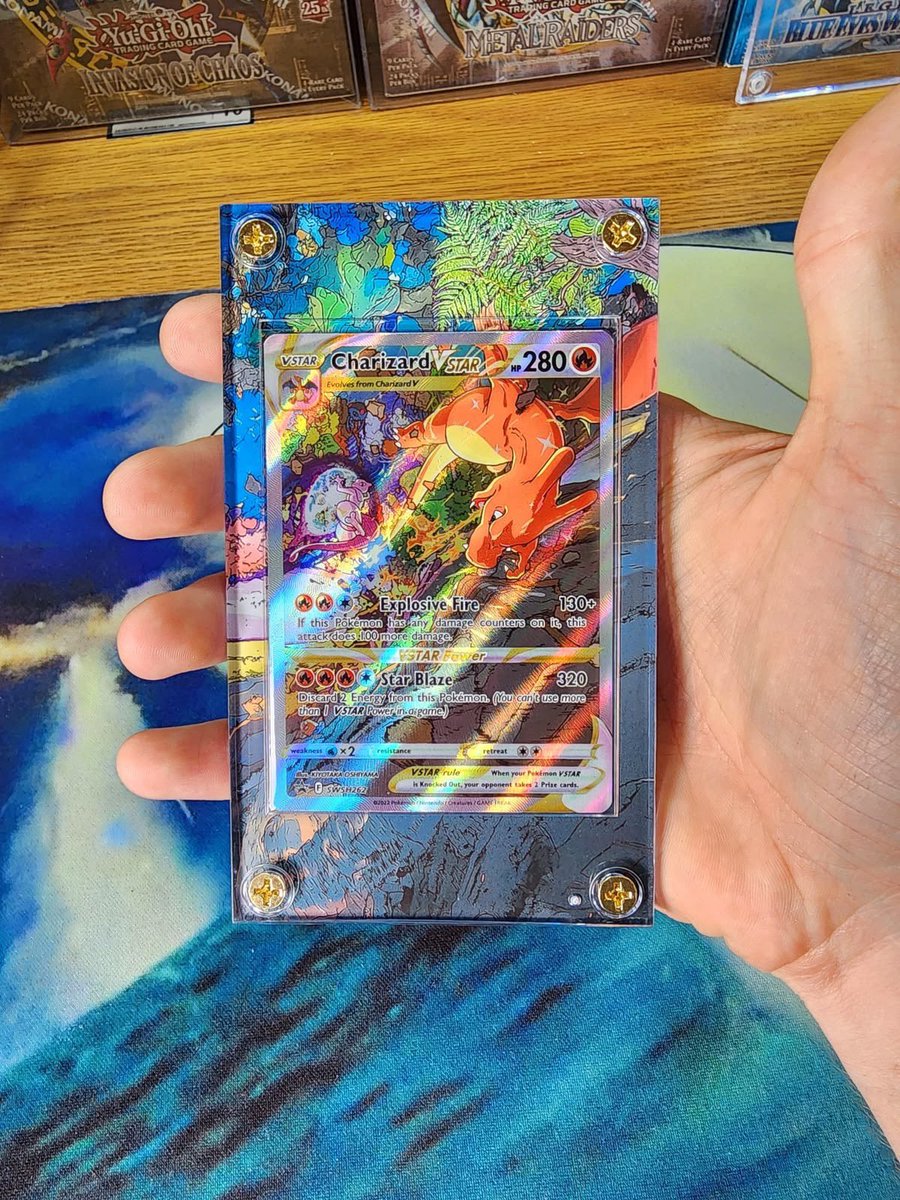 ziyaadabdel's tweet photo. FREE EPIC CARD DROP🚨🚨🚨

1 Winner takes home this Charizard VSTAR SWSH262 + extended art display case

~$90 value

To enter:
Follow this account
Like + RT
Leave a comment below

Winner drawn in 2 days 

Good luck🍀 https://t.co/aSDNIyphzl