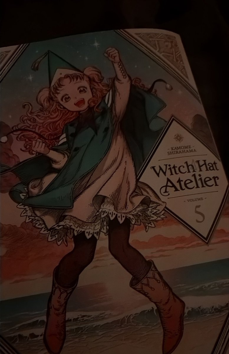 koyunoli's tweet photo. finished studying, showered, shaved, made tea, lit up my candle, did some laundry and now im in bed about to read my fav manga is this hopecore https://t.co/ILCmwML384
