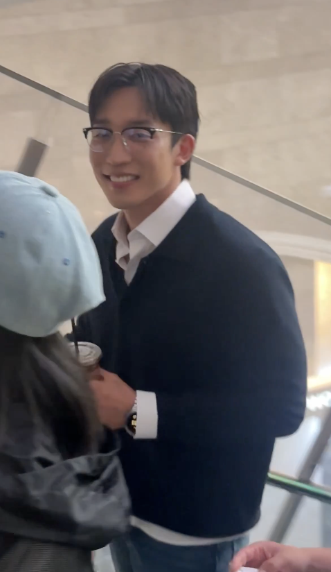 DailySangyi's tweet photo. #이상이 #LeeSangYi #DailySangYi
#SangSang #상상 https://t.co/UFoQgJtCNn