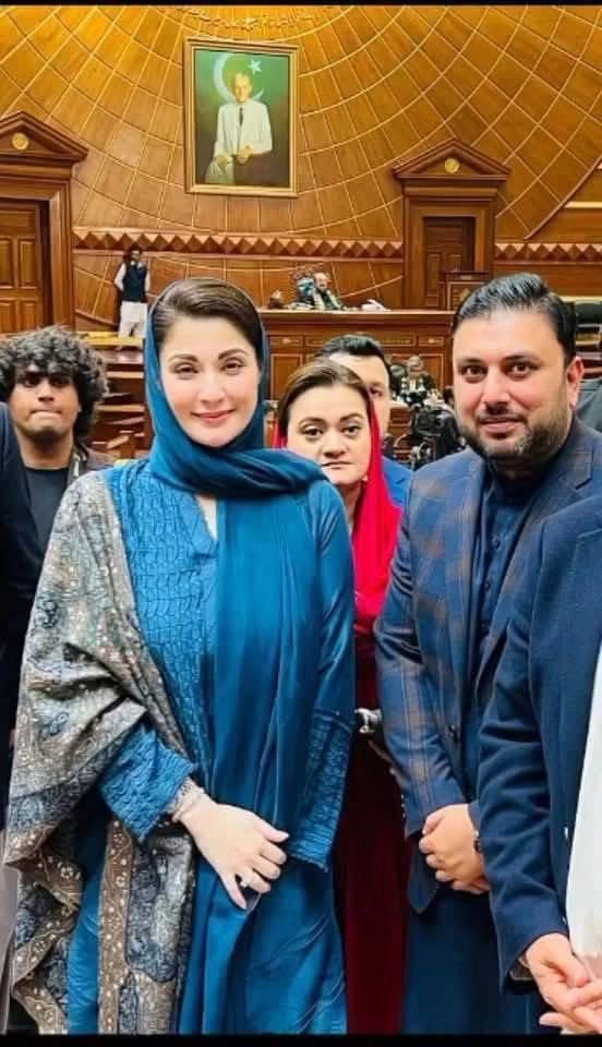 duaa_gi's tweet photo. وزیرِ اعلیٰ پنجاب @MaryamNSharif کی قیادت میں عوام کی خدمت ہماری اولین ترجیح ! https://t.co/g2DM2qJBlb