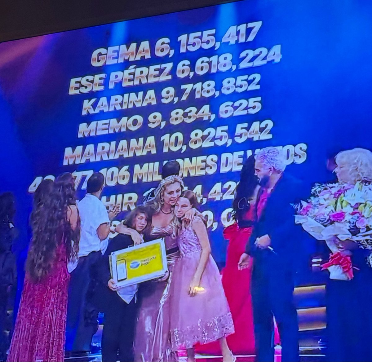 oscar_roguez's tweet photo. El que mucho da explicaciones es porque algo esconde, fraude total #LaCasaDeLosFamososMéxico https://t.co/BUDjxdzIjM