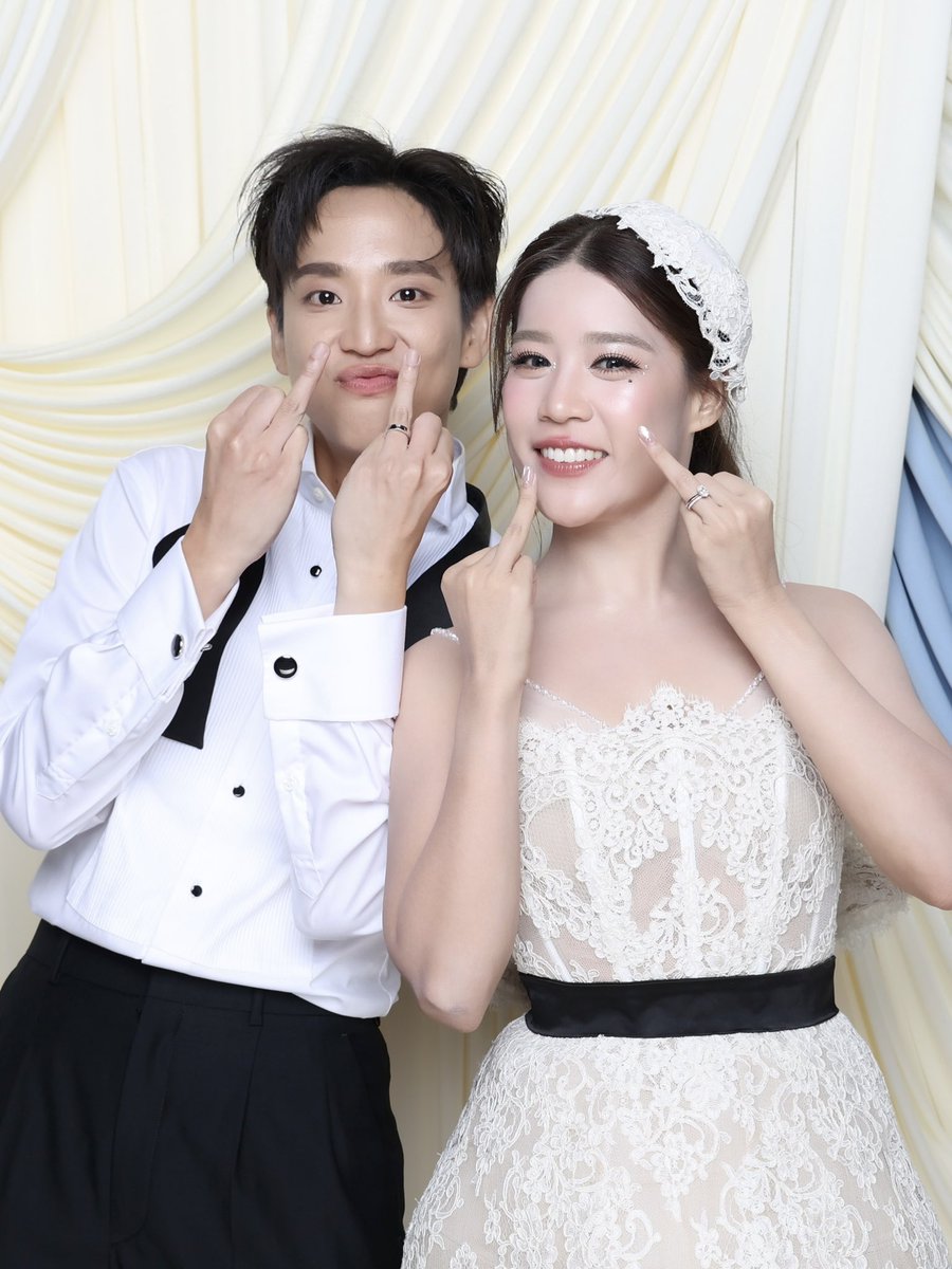 babybabiespp's tweet photo. ท่าเจ่เจ้กับน้องชายเหมือนกันเลยนิ่ https://t.co/OEAYe0A1Ck