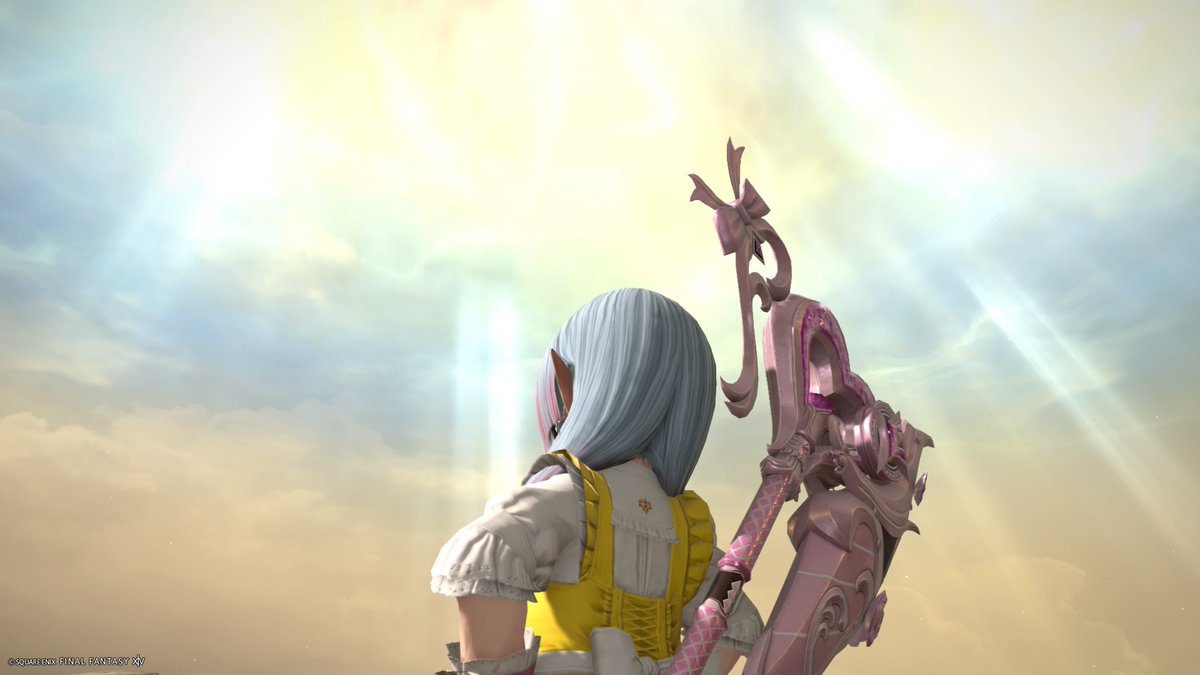 melomepanda's tweet photo. #FF14初心者 漆黒のフィールドは常にオーロラみたいな神々しい光差してるから綺麗だね〜。柴犬も付いてきた。 https://t.co/QqKY2h6t19