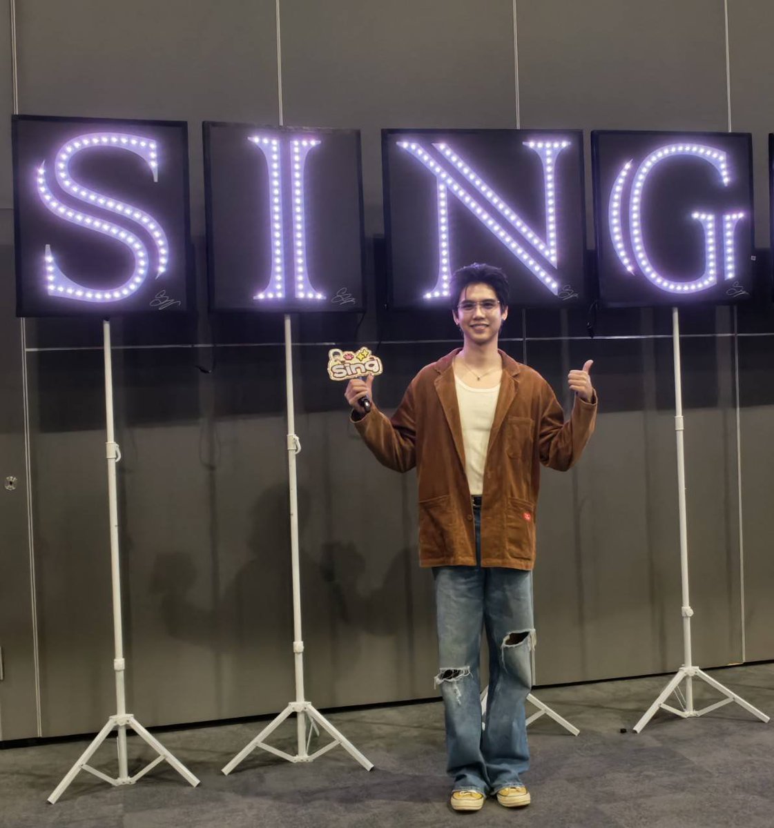 Ssing_fc's tweet photo. ✨️💡SING LED LIGHT💡✨️

📢 ชี้แจงยอดเงินและค่าใช้จ่ายของโปรเจกต์

✨ ทางทีมขอแจ้งสรุปยอดเงินและรายละเอียดค่าใช้จ่ายทั้งหมดของโปรเจกต์ เพื่อความโปร่งใสและสามารถตรวจสอบได้ โดยได้รวบรวมรายละเอียด ยอดโดเนท ค่าใช้จ่าย หลักฐานการชำระเงิน และยอดเงินคงเหลือ ไว้เรียบร้อยแล้วตามเอกสารในลิ้งค์ 

🔗 เอกสารหลักฐาน (index pointing right) https://t.co/BpKyllzpWv

ทางทีมขอขอบคุณทุกท่านที่ร่วมโดเนทและให้การสนับสนุนโปรเจกต์ในครั้งนี้ 🤎

#SingHarit
#ssingss
#คนของซิง