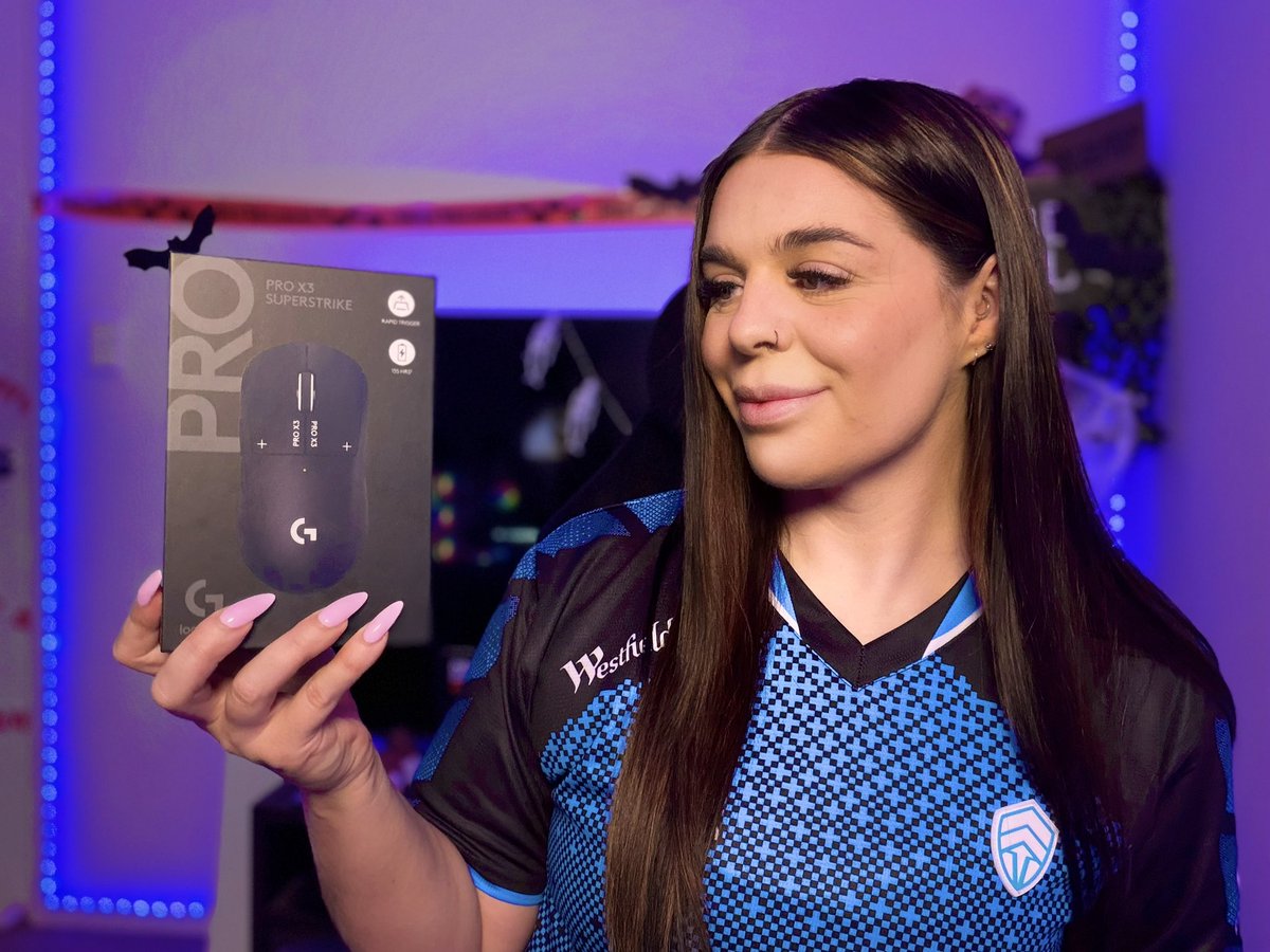 stakkyTTV's tweet photo. Thank you so much @LogitechG x @ChiefsESC for the Care Package! I cannot WAIT to unbox these and share it with you all! π₯ π₯
WATCH THIS SPACE FOR FULL UNBOXING AND INSIGHTS
ππ½ LOGITECHG PRO X2 RAPID
ππ½ LOGITECHG PRO X3 SUPERSTRIKE
#logitechg #chiefsesc #collab https://t.co/5Aw98iXBeP