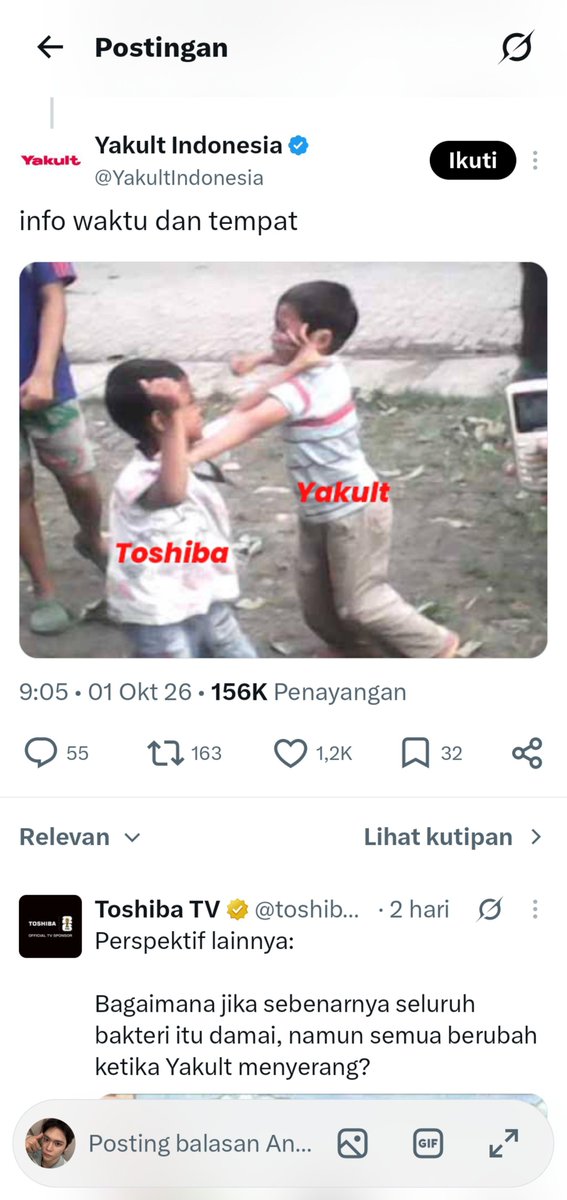 PebbyII's tweet photo. Aku jelasin awal mulanya, sejauh yang aku tau.
1. Toshiba ini mengkutip postingan fans Carmen dengan kata kata memuji dan mendapatkan engangemet yang bagus, 37K likes 994K viewers. 
2. Karena rame, muncullah akun yakult dan mereka berdua mulai gimik rebutan carmen 
(Lanjutan👇) https://t.co/x9IEMGOIJa
