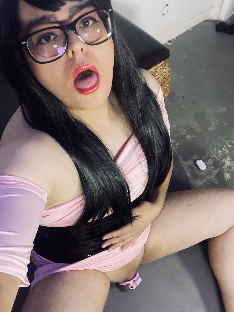 sissixposer's tweet photo. Relapsed bitch
#sissy #slut #exposed #chastity #sissycaption #noescape #beta #femboy #locktober https://t.co/n4c3gMJurv