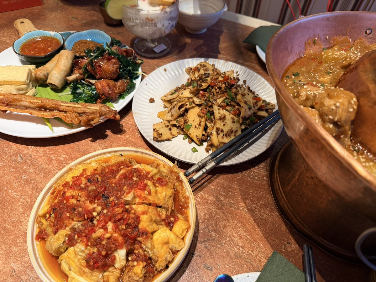 chnchngzi's tweet photo. 放假的烦恼就是吃太多了会胖。 #美食 #互关 https://t.co/pzzS0sEpo8