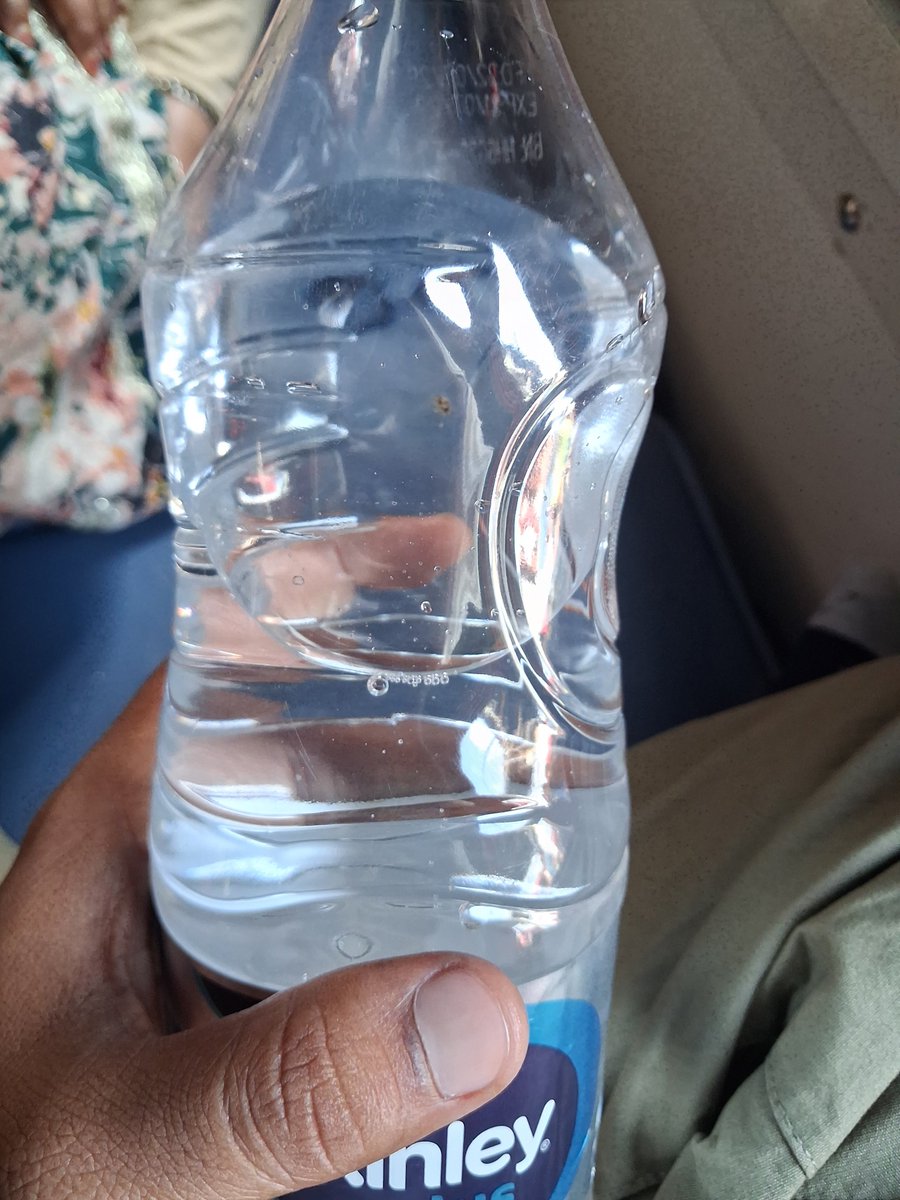 Prasad_Raichur's tweet photo. Dear kinley plus water please look into this.I was purchased this bottle at anantpur railway station,బాటిల్ లోపల బాగా చుడండి బాక్టీరియా లాంటివి ఎలా ప్రొడ్యూసర్ అవుతాయి, అలాంటి నీళ్లు మేము తాగి ఆరోగ్యాలు చెడగొట్టుకోవాలి @fssaiindia @Fssailicense @foodsafetygov @apdcmo @PawanKalyan https://t.co/dpZMX8ozQd
