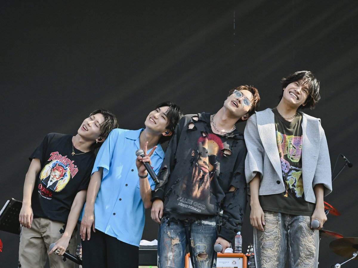 oricon's tweet photo. Aぇ! group、初の海外フェスで“らしさ全開”❗️
韓国の音楽フェス『XMF 2026』出演
⠀
ダンス&amp;歌&amp;バンド&amp;トークで観客を魅了
「Aぇ! Aぇ!」コールが響き渡る
⠀
✍🏻ライブレポート
https://t.co/vQ2JDF9buO
⠀
#Aぇǃgroup https://t.co/JuMPtSwvln