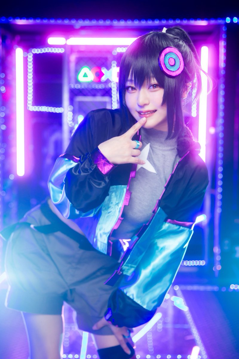 syokupan_natto's tweet photo. 栞子ちゃんお誕生日おめでとうございます！アイドルの適性がありすぎて大好きです💚
photo @simunacanon https://t.co/ujhyWFh3rA