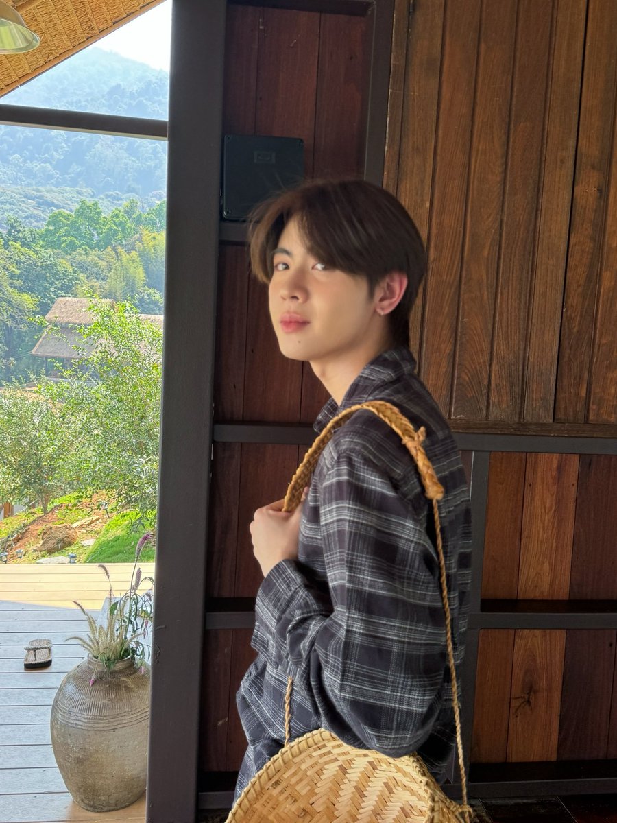 doubleBTUAN's tweet photo. ผู้บ่าวคนนี้หล่อมากกกก เขินนะะะ

#Firstone @firstone_wnk https://t.co/mEyOwkKDBL
