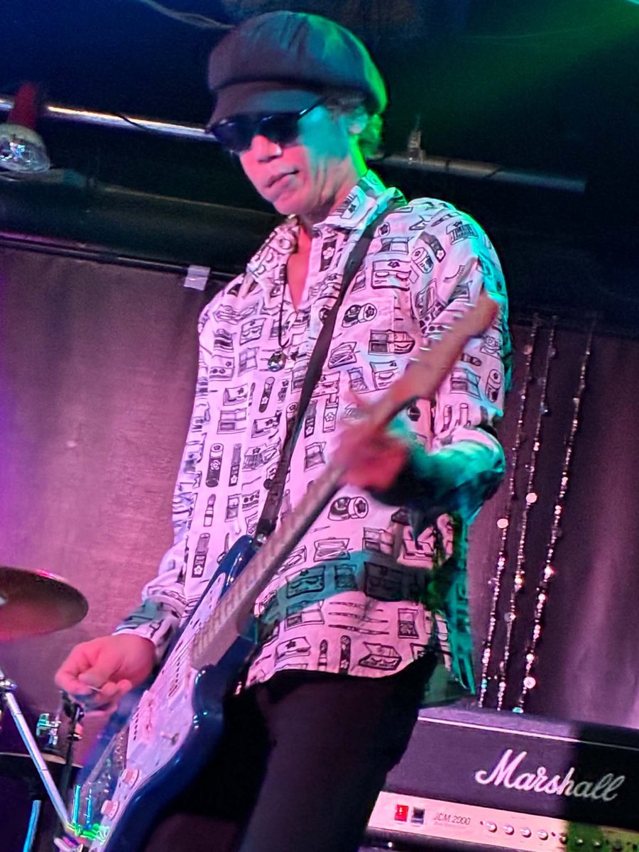 Bass_Itoh's tweet photo. ROCA'66
先週土曜日、京都夜想ライブでした
ライブ予定
11/1（日）西成club water
11/14（土）心斎橋PANHEAD GROOVE
12/12（土）京都大宮 夜想
1/16（土）梅田ハードレイン
2/19（金）荻窪クラブドクター
音楽評論家の鳥井賀句さんにブッキング頂いて荻窪クラブドクターに出ます！
遊びに来て下さい🙇‍♀️ https://t.co/8fPXFTxIXz