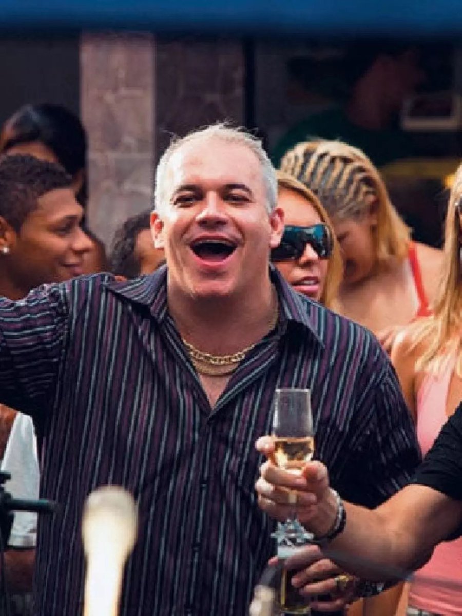 torcedorzero's tweet photo. a gente vive na realidade que esses caras aqui viraram governador e senadores https://t.co/3SPUtRM5kf