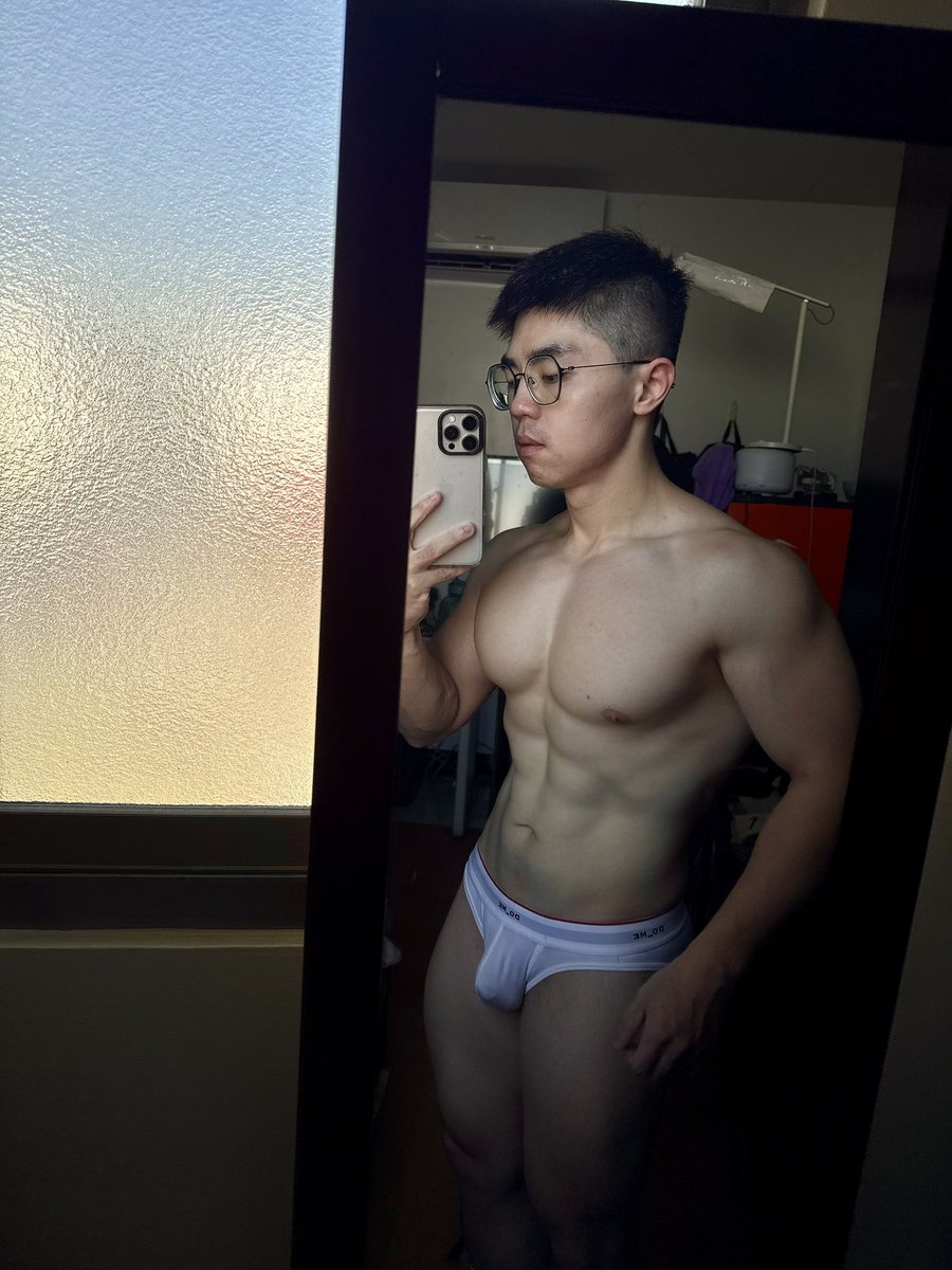toby1215_Retry's tweet photo. 沒怎麼吃飯

https://t.co/w81I9y33oL https://t.co/tGqwQAfGZM