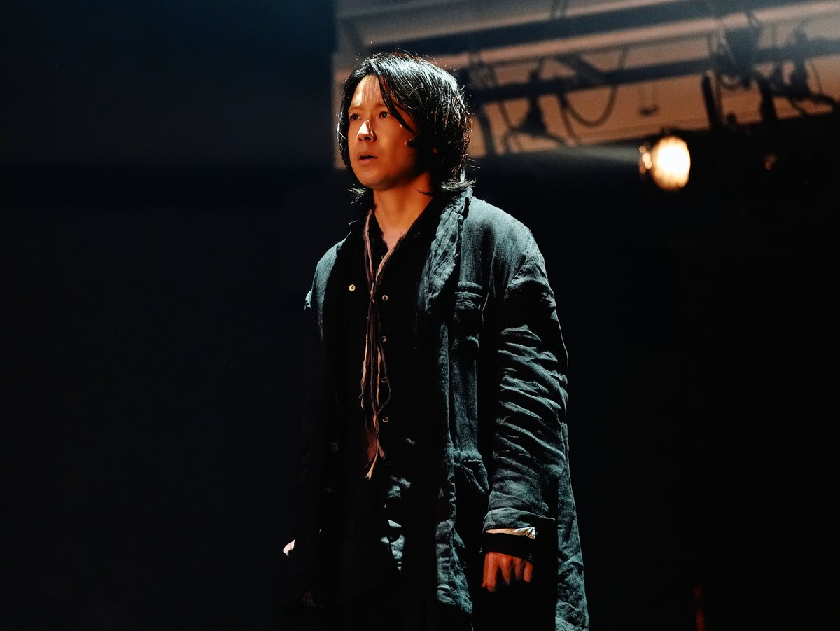 the_globe_tokyo's tweet photo. ━━━ 
『water』 
作・演出：#藤田貴大

出演：#丸山隆平
#青柳いづみ　#伊藤万理華　#植木祥平　#内田健司 
#平井まさあき（#男性ブランコ）　#山本直寛 
#持田将史（s**t kingz #stkgz） 

#荒木穂香　#猿渡遥　#波佐谷聡　
#船津健太　#柳瀬瑛美
━━━ 
https://t.co/Vm9Mh0QIkP 
#water_stage https://t.co/RPFXVnmThw
