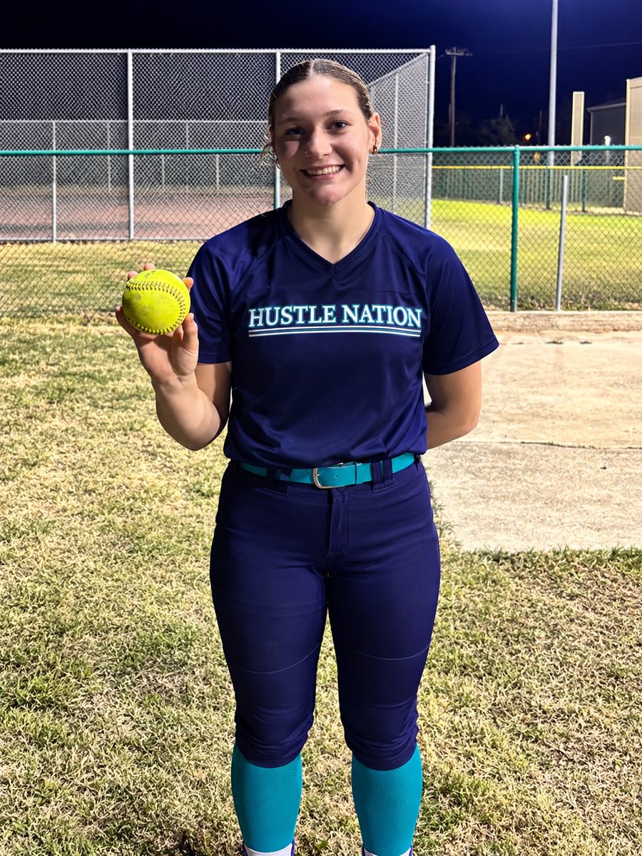 Hustlecrabtree's tweet photo. Shout out to some big sticks this weekend!

Sami Wright- 💣💣💣
Harper Stone - 💣
Myleen Castro- 💣
Kayleigh Peña- 💣 https://t.co/Mz3aDRWtIP