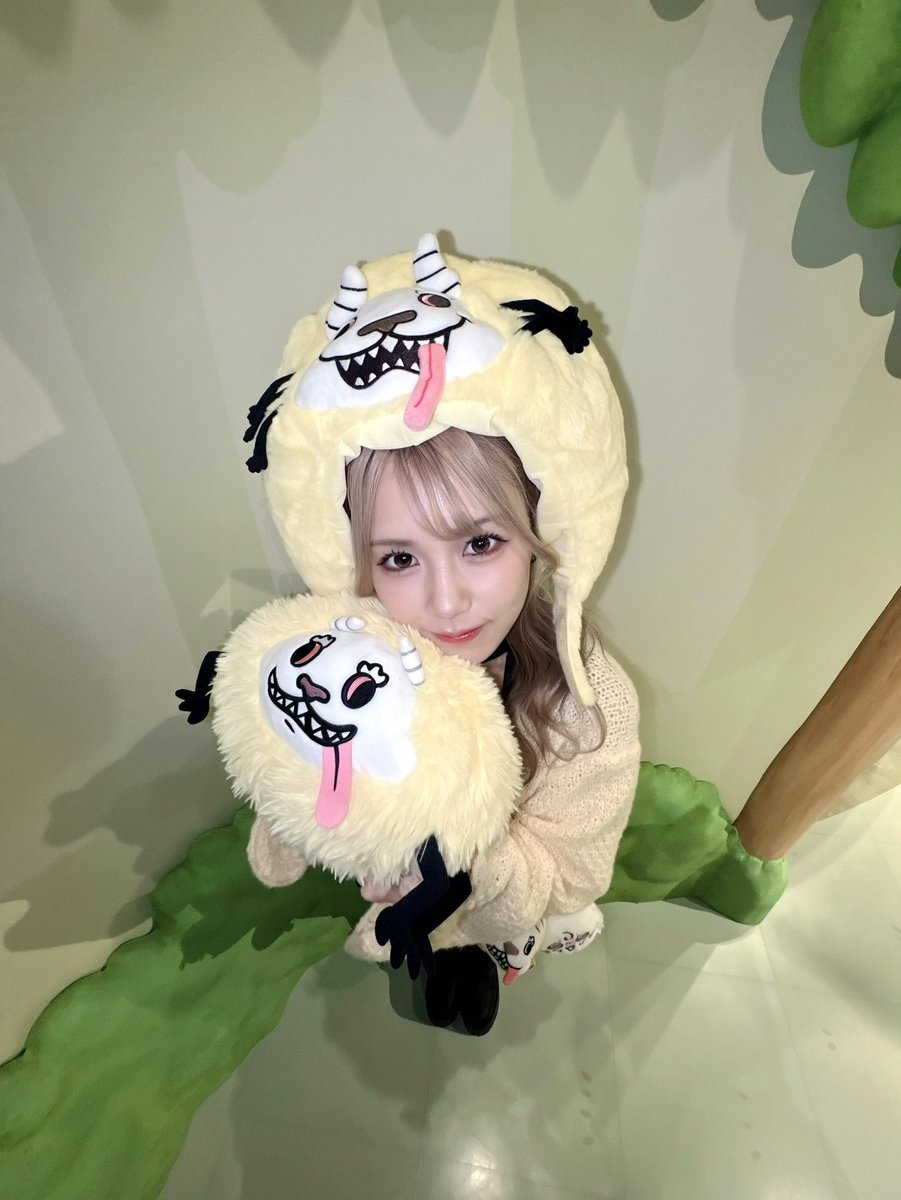 nonnoko888's tweet photo. 念願のでかつよちゃんコーデでちいかわパーク行ってきた💛🖤*♬•*

ただパークにあれだけたくさんの人がいたのにでかつよ推し仲間さん1人も見つけられなかったㅠ ̫ㅠ
でかつよ推しさんいたら教えて〜❣️❣️ https://t.co/zXRGa3ogSW