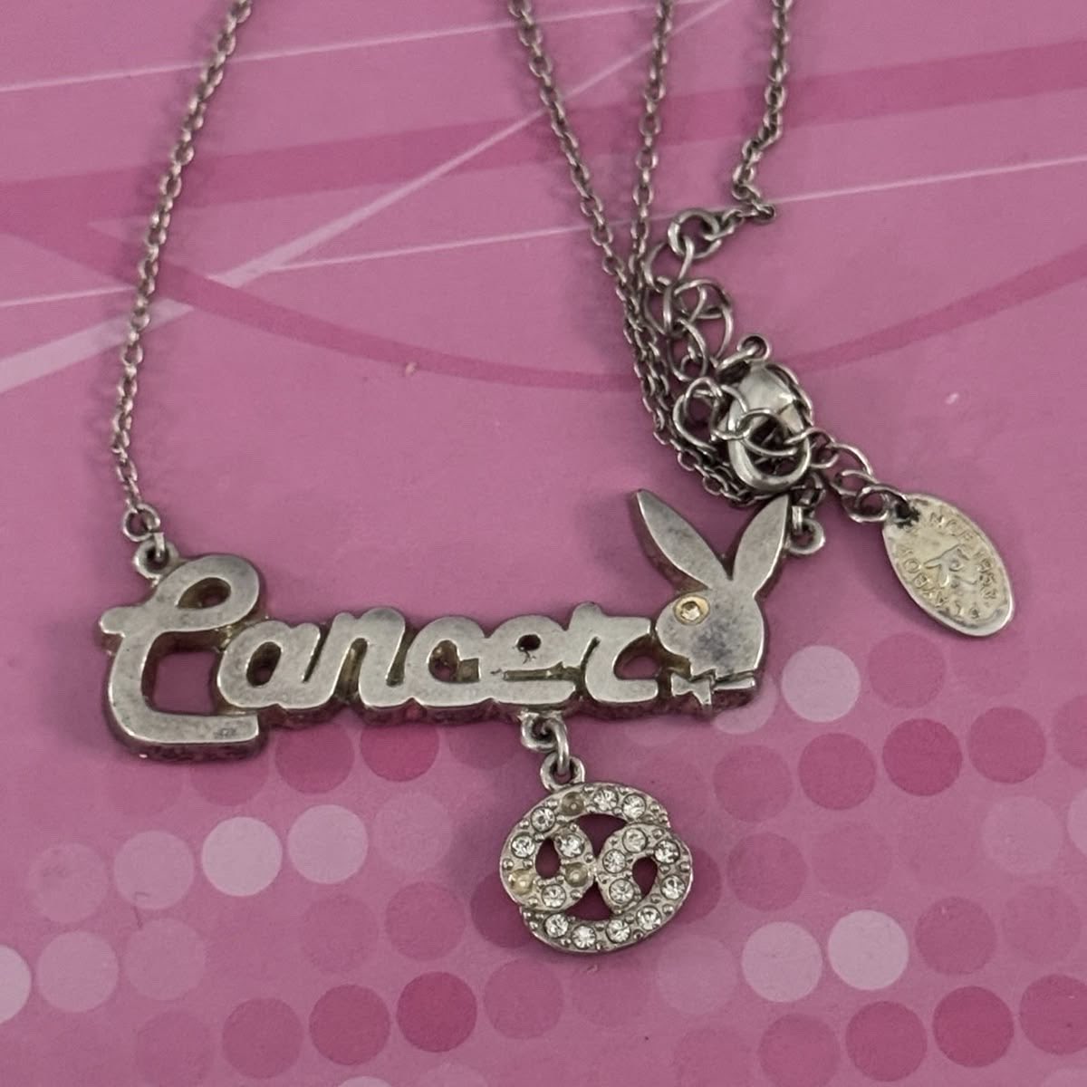 strawbunnybisou's tweet photo. need this cancer zodiac playboy bunny necklace omg https://t.co/1cnBUzsgr9