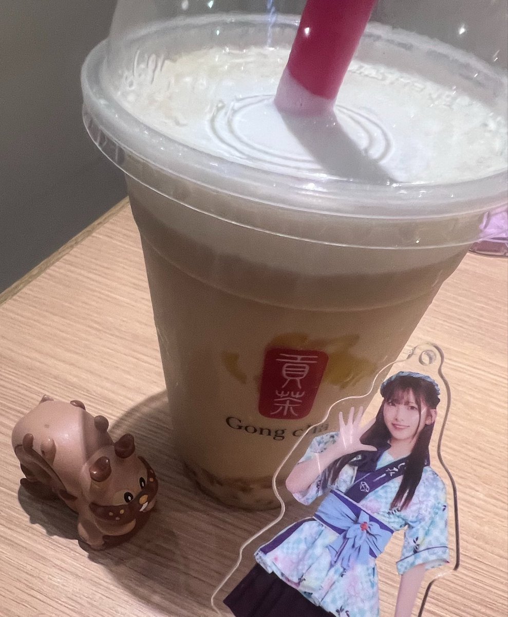 1RuMCHOP_'s tweet photo. 紅はるかミルクティー♪
おいもパールうまい https://t.co/TWzB3FEgce