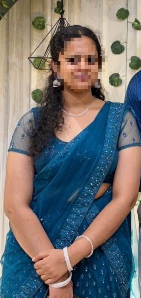 hotyyubfp's tweet photo. Follower Ex.. iyoo enna odampu di ithu summa gummunu irukaa🤤.. Function ku sexy saree katitu ippad mood yethurale thevidiyaa munda🔥.. ivala thaniya thookitu poitu doggy position la okkaara vechu soothadikanum.. Mutti pota vitu nalla sunniye ommpa vidanum kanji vaiye uuthanum💦 https://t.co/xcGHVFoyNQ
