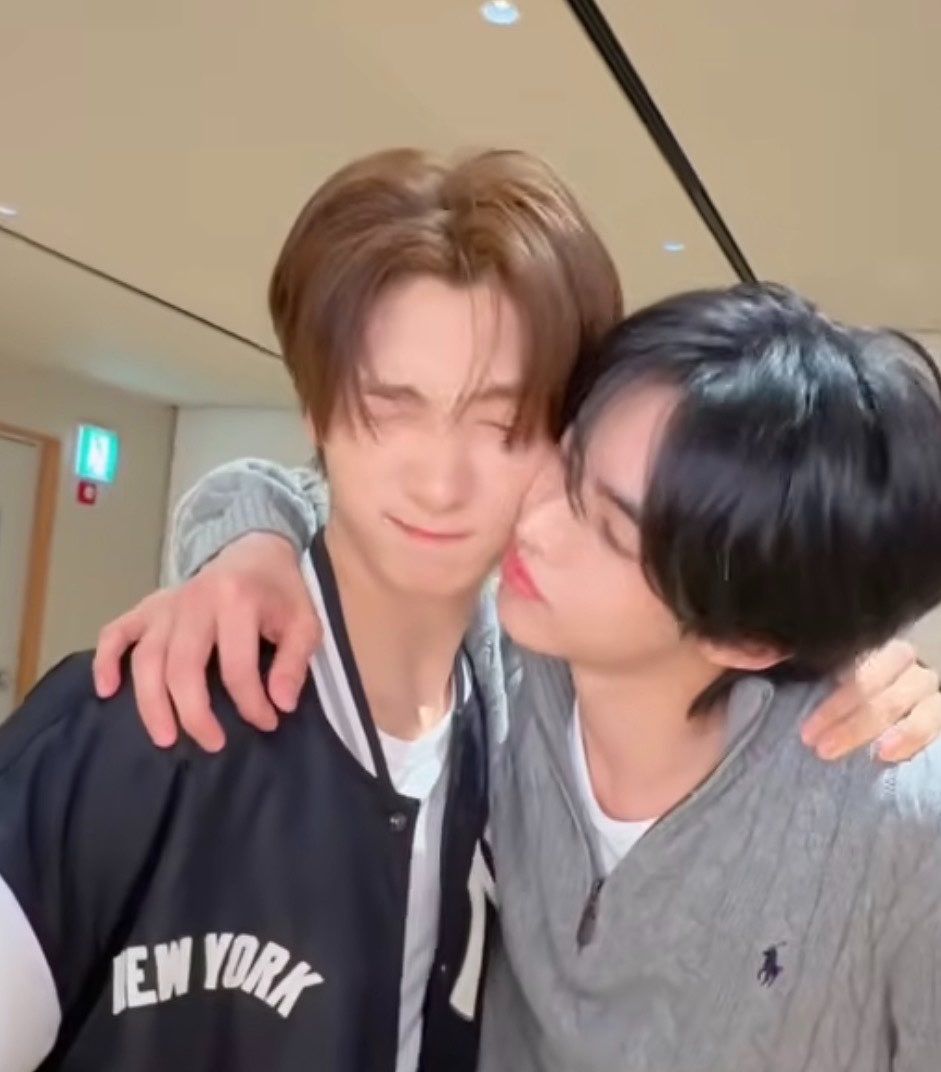 Ssss_Tuki's tweet photo. 빵또즈 https://t.co/RlpY04EY8j