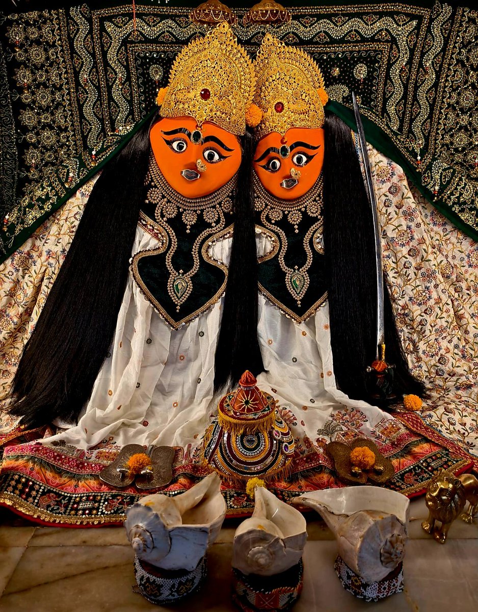 ChotilaTemple's tweet photo. આજના દર્શન 🚩 
ભાદરવા વદ દસમ. સોમવાર
તા. 05/10/2026.
જય માતાજી 🙏🏻 https://t.co/fFLBERdKWz