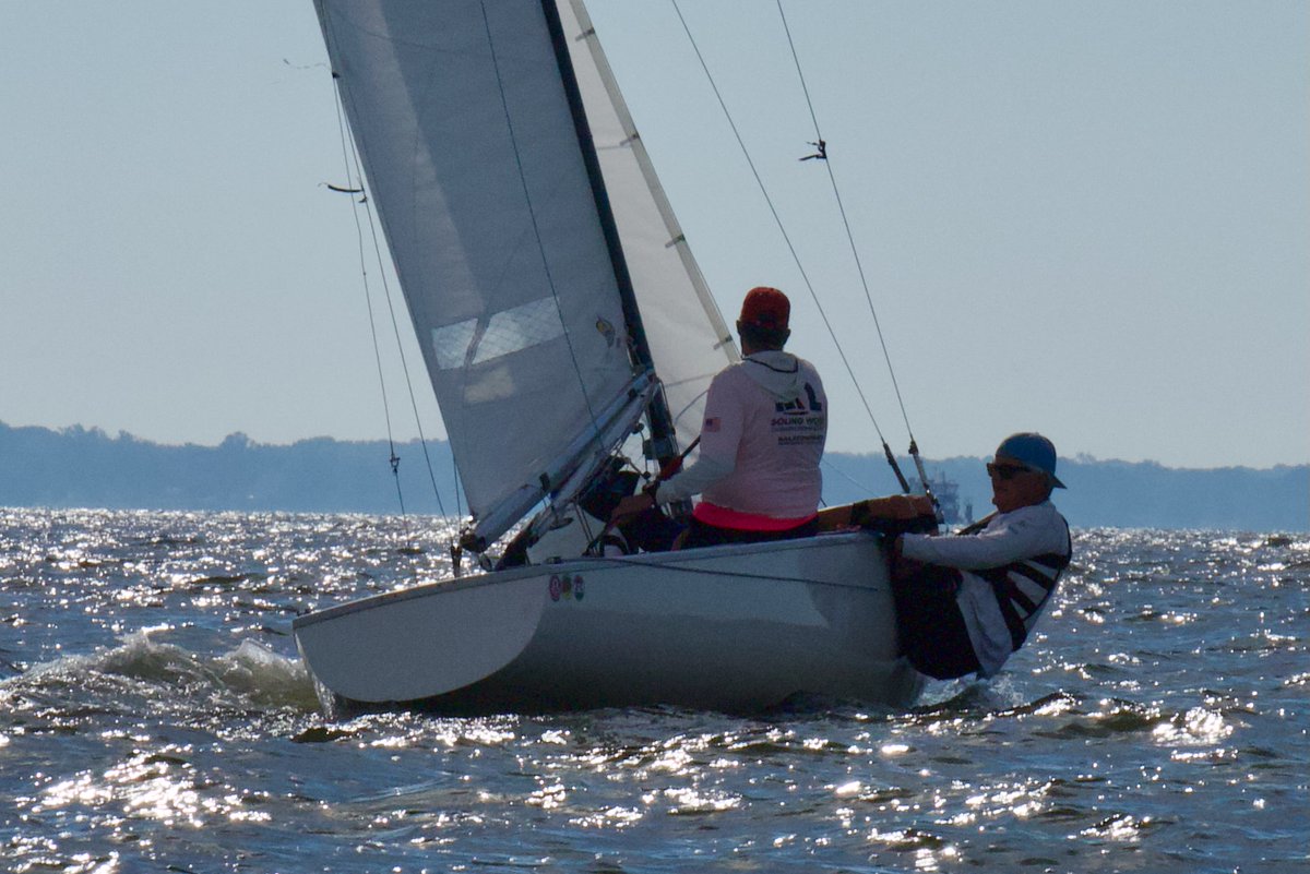 SolingClass's tweet photo. CAN 225 helmed by Peter Hall sailing with Will Thorpe and Bruce Empey wins the North American Championship read more at:  https://t.co/ZXov5RBgbx 
@SevernSailing https://t.co/IOFrtvysnI