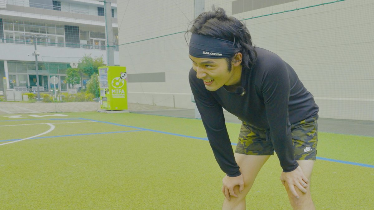 underdogstriker's tweet photo. 映画『アンダードッグ』のサッカー・トレーニング、がんばってます⚽️

先日は、野人・岡野のプレーに挑戦している水上恒司さんはじめ、めちゃ上手な池田匡志さんなどに加えて、結木滉星さんが初めての参加！

猛暑のトレーニングを避けていたので、久々だったんですが���監督を筆頭に、みんな、めちゃくちゃ��テてましたねー(笑)。

休憩タイムは、ほぼ全員、倒れこんでました🤣。

撮影まで残り4ヶ月！みんなで魂込めて、仕上げていきます！

公式noteではトレーニング中の写真をさらに公開しています⭐︎
https://t.co/ZtaBy9Mvl4

#アンダードッグ #水上恒司 #池田匡志 #結木滉星 #サッカー