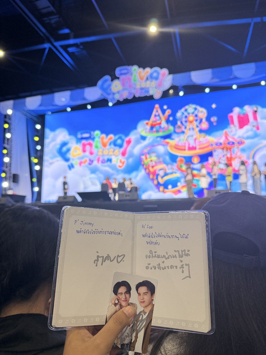 helloaomjaii's tweet photo. ⭐️ติ่งมา1ปี ลงไซน์ครั้งแรกในชีวิต คูปอง7ใบ 6ใบไม่มีใครเอาก็เลยใส่ชื่อตัวเอง 😭
ไม่ได้พูดอะไรกับพี่ดาราเลย ทำตัวไม่ถูก แต่ลงจากเวทีพึ่งอ่านที่ซีเขียน ซีเอ๊ย นี่แม่แท้ๆเอง มานงมาหนูอะไร โอ๊ย5555555 

ใดๆ ขอบคุณ @baipai_boo และผองเพื่อนนะคะที่ช่วยเลี้ยงเรา💖🤟🏻😭 https://t.co/7GxHygCdJi