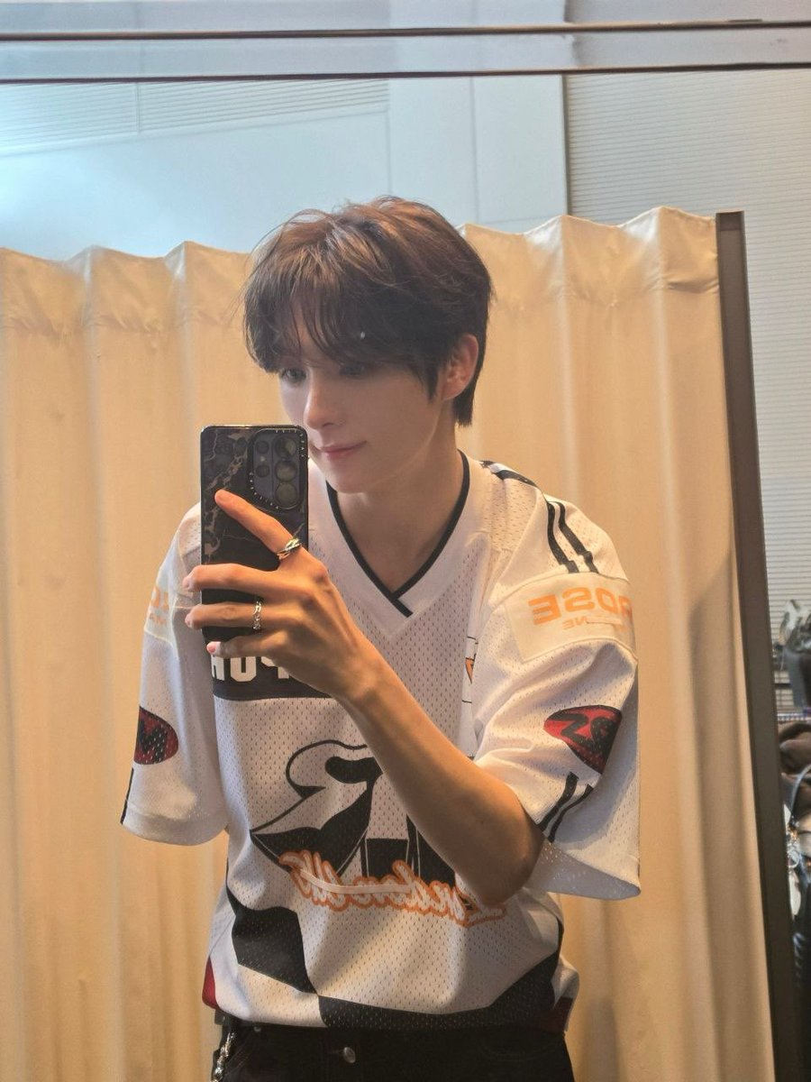 Youngjeam's tweet photo. Here’s a little piece of my day. https://t.co/QYG2gj07cn