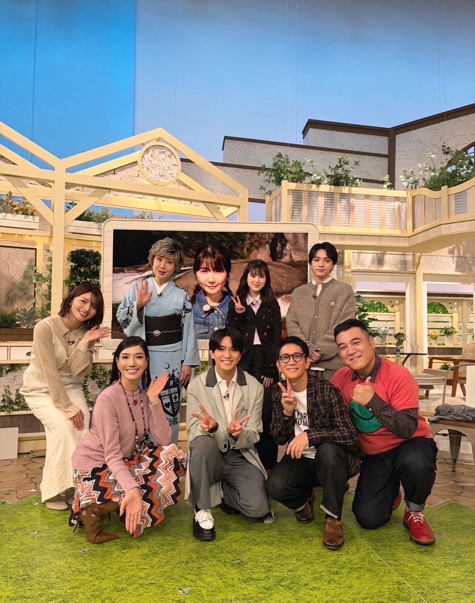 saturdayplus's tweet photo. ⋰
#サタプラ 🍳☀️
今週もありがとうございました！
⋱

ゲストは
#小林幸子 さん
#西畑大吾（#なにわ男子）  さん
#福本莉子 さん
※50音順

番組全編TVerで配信中です！

次回は10/10放送‼
デニッシュパンを調査🥼

〰️
#アンタッチャブル
#正門良規 #Aぇǃgroup
#アンミカ 
#清水麻椰 https://t.co/JfzpAfx1AR
