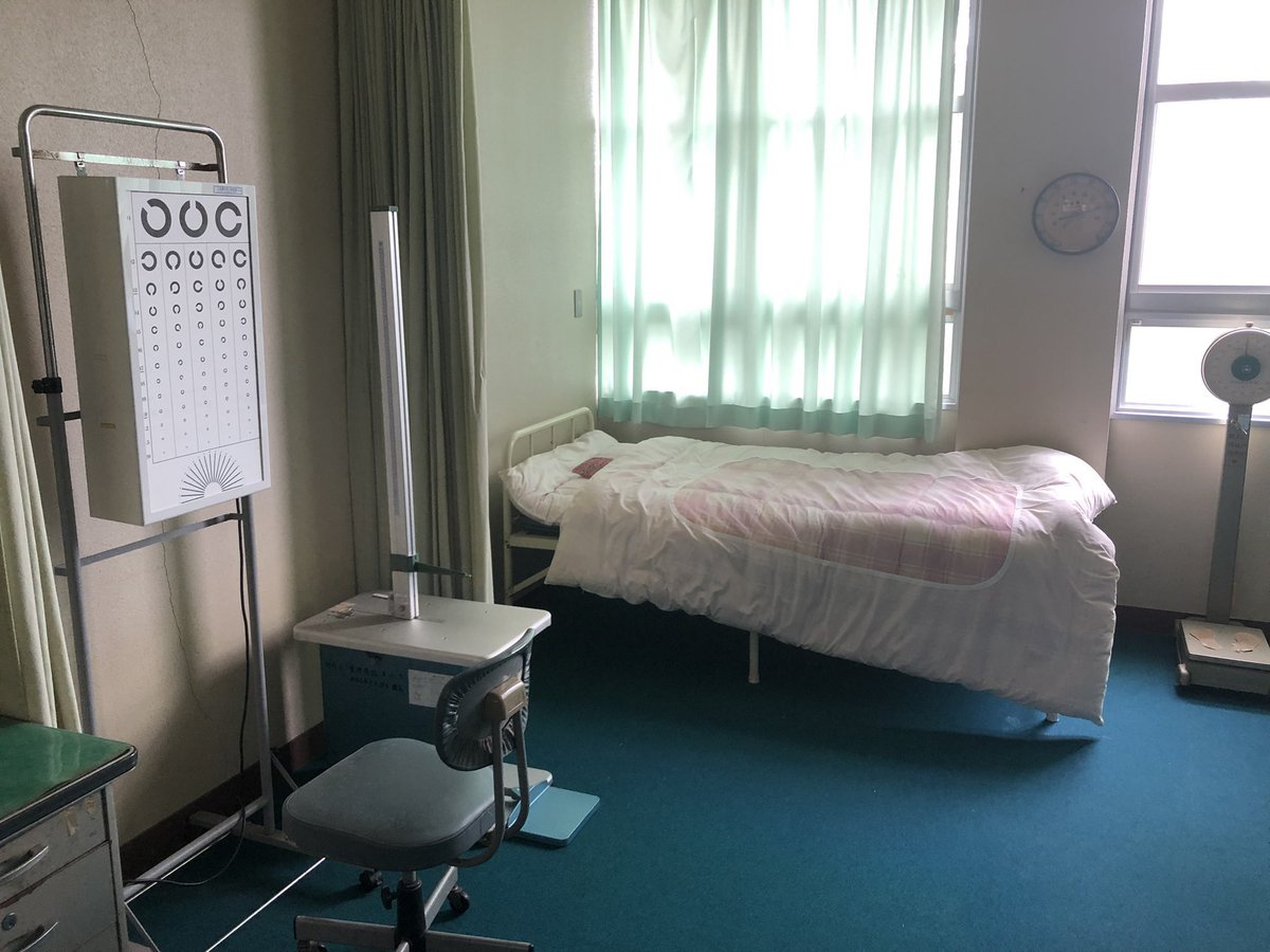tokikosu's tweet photo. 【速報•復活！】2026年11月22日(日)香川県三豊市の河内小学校にて校舎全体を使ったコスプレイベントを開催いたします。
昨年度末で河内小が使えなくなったため、一旦イベントも終了となっていましたが、担当の方が繋いでいただいて無事復活開催の流れとなりました。
ぜひお越しください！
#ときこす河内小