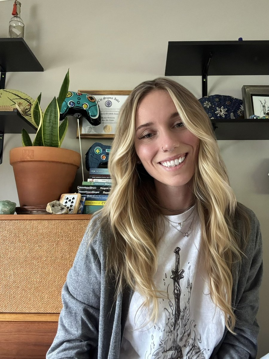 VGTxResearch's tweet photo. a guy once told me girls can't play elden ring. so i got a master's in clinical mental health counseling and built a 1,650-person thesis study on how video games affect human emotion. i need 1,100 more strangers to help FOR SCIENCE!

link in replies.

#eldenring #gamer #gta6 https://t.co/DkAPDOYInj