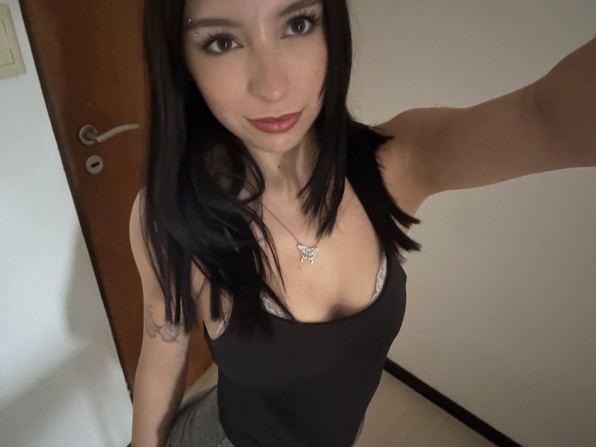 daisyprincstjf's tweet photo. a little reward for simply being me 🎀 https://t.co/B5VS3Yc9LB