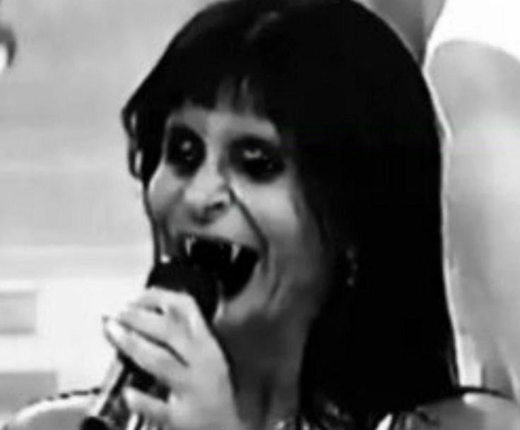 grtodprograma's tweet photo. Mds quem aguenta essas "analises" todas mds alo alo algoritmo joga pornozao pé de macho harry potter the traitors e friends na minha TL por favor https://t.co/L5LRkL2Rot