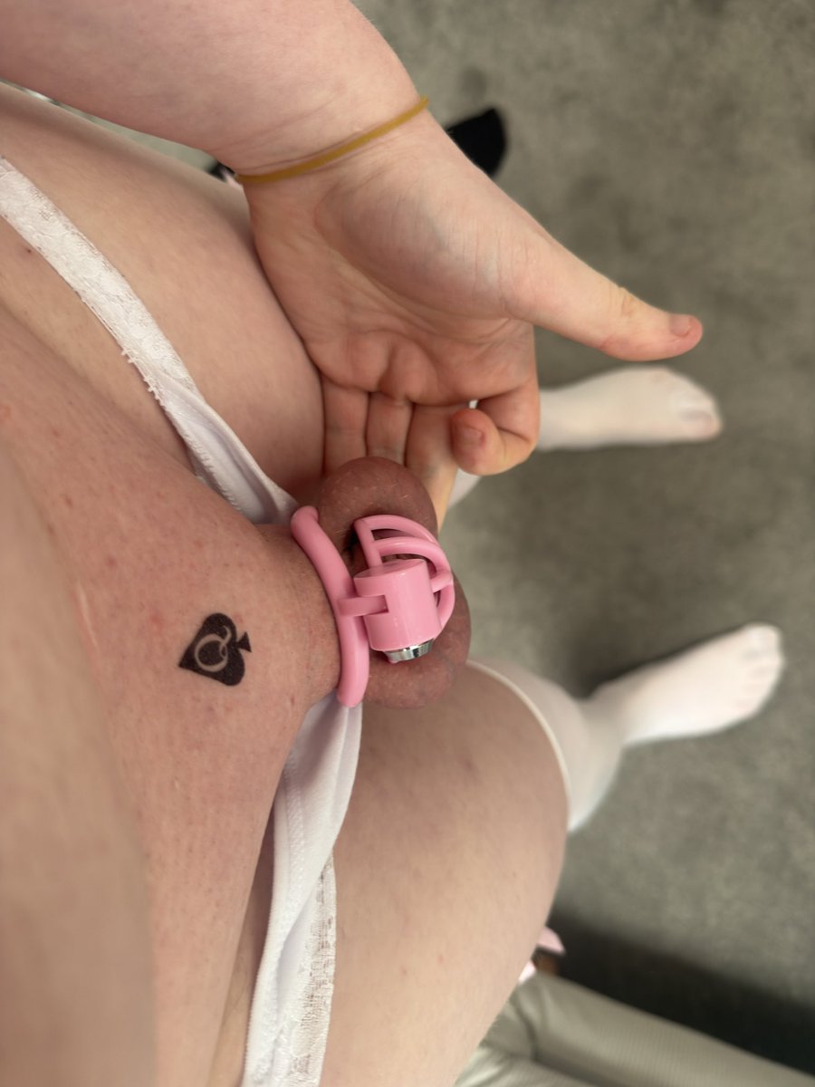 BNW0Isabella's tweet photo. Any daddies online 🥹 #sissy #ownerneeded https://t.co/3IhhfwB64q