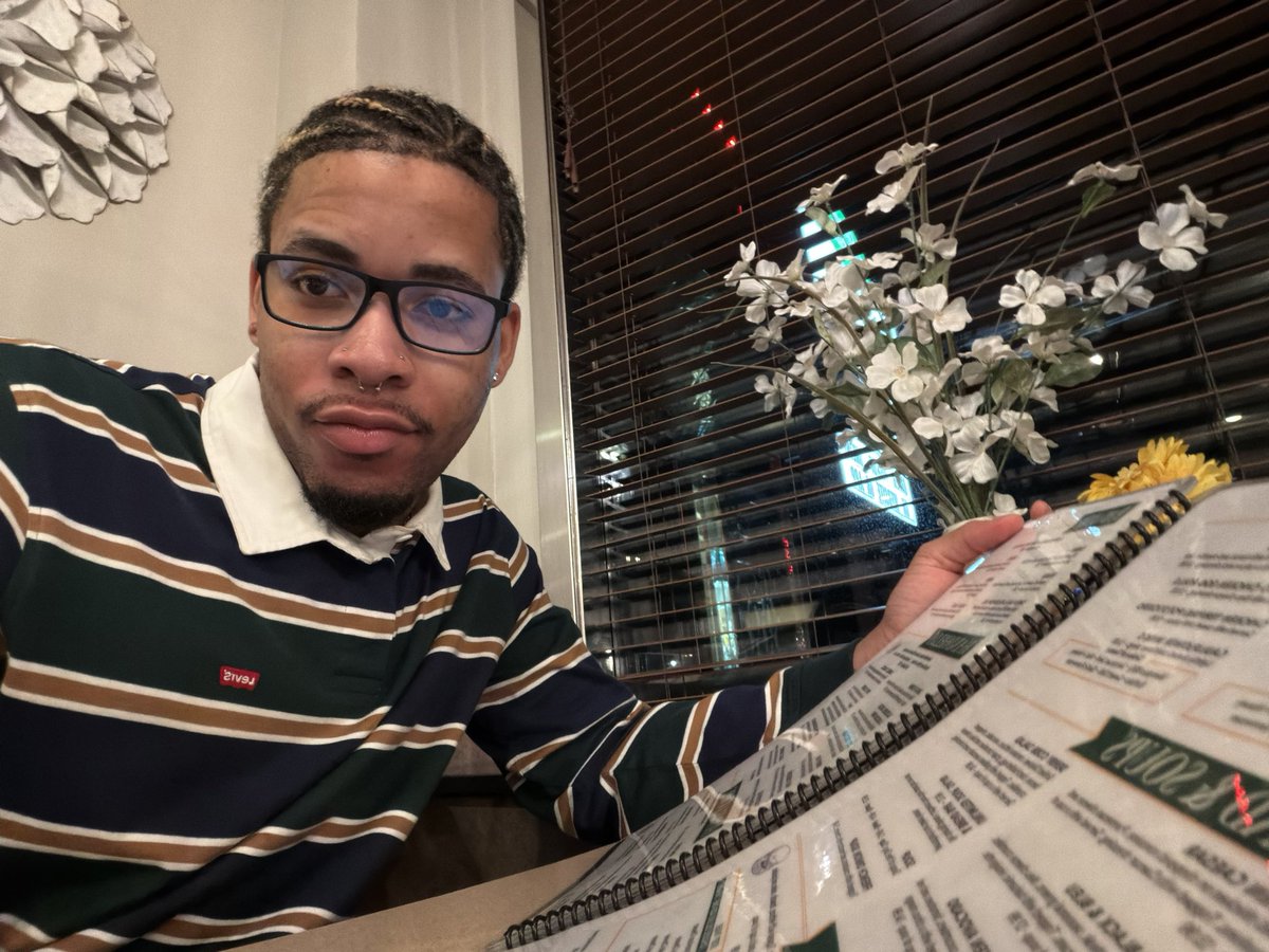 itzstravis's tweet photo. i was anything besides sober last night 🩷 https://t.co/Wms7jpzZXP