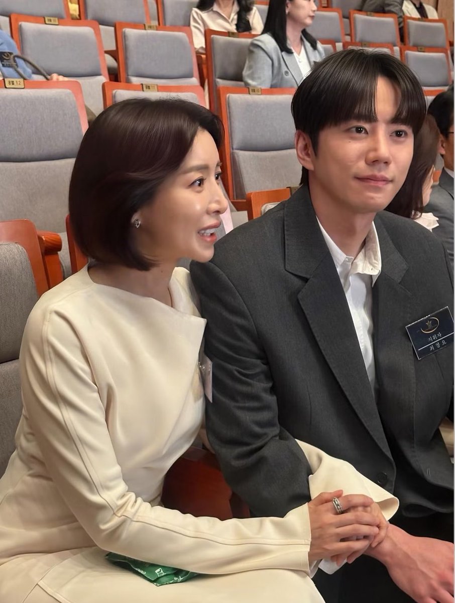 antarinoona's tweet photo. udah rukun sama mama mertua 🤭🤭🤭 https://t.co/UXxWZgsYbs