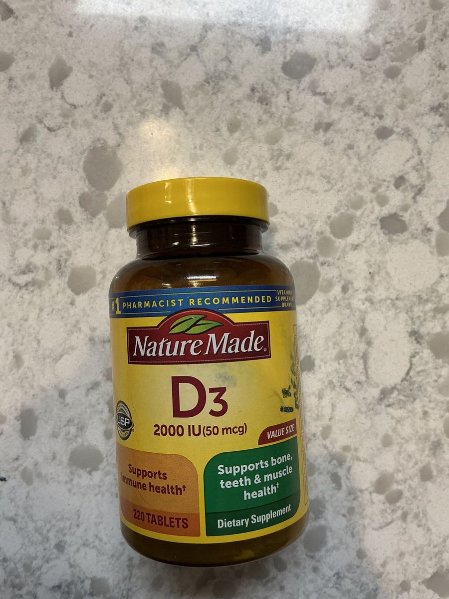 DxvidRonaldo07's tweet photo. 5 SUPLEMENTOS COMPROBADOS PARA MULTIPLICAR TU ENERGÍA Y OPTIMIZAR TU TESTOSTERONA

1. VITAMINA D3 (EL REEMPLAZO DE LA LUZ SOLAR) https://t.co/f35WiBTbXJ