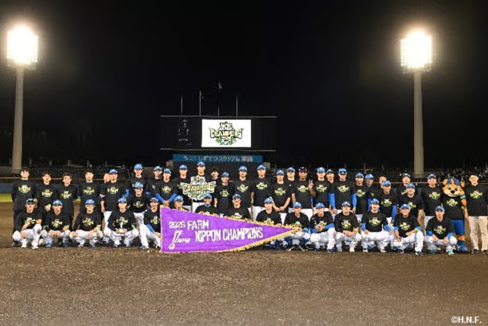 FightersPR's tweet photo. 15年ぶりファーム・リーグ東地区優勝、そして29年ぶりのファーム日本選手権優勝🏆

ファーム・リーグ公式戦は、9/27(日)をもって全日程終了いたしました
今シーズンもファームで頑張る選手たちへたくさんの声援をいただき、ありがとうございました！

https://t.co/sl5c6lS9jH

#lovefighters @FIGHTERSkamasta