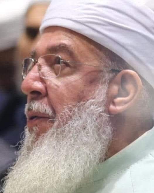 Slhzlri's tweet photo. İnandığınız yolun her an, her an hizmetçisi olun. Kendinizi kurban gibi hizmete adayın. Kimseyi davet etmeyin, teklif dahi etmeyin. Siz hizmet edin. Gittiğiniz hastanelere, parklara, duraklara Serhen dergilerini bırakın. Gerisine karışmayın. https://t.co/tdF0g770Gs