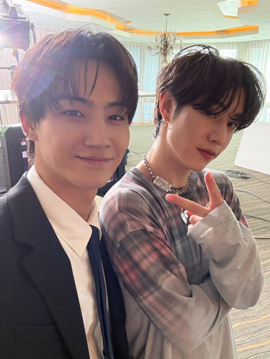 mydef_mysoul's tweet photo. JAY B and Mark 💚💚
@defjaybkr @marktuan 
#JAYB #MarkTuan #GOT7 https://t.co/82P5bshYMC