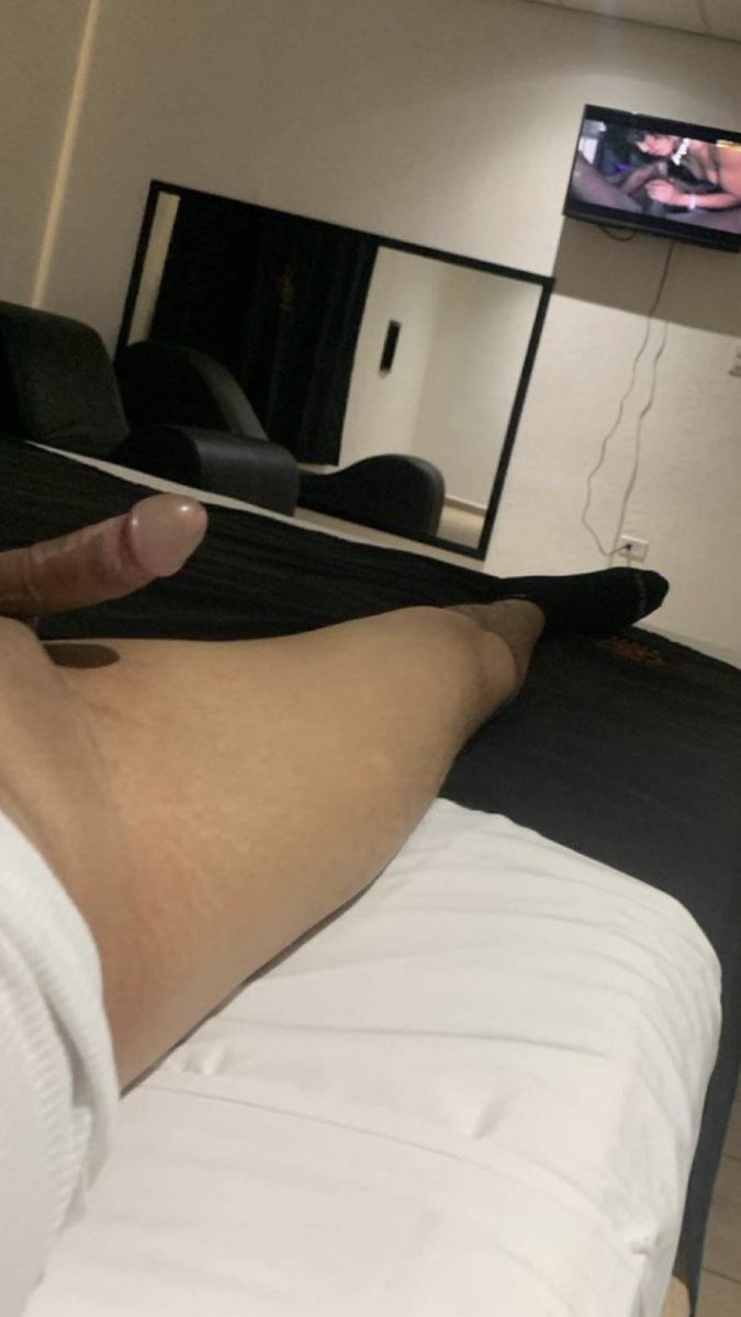 Single20217's tweet photo. Busco una pareja para solo observar hoy?👀👀 https://t.co/qsRrkJq7XW