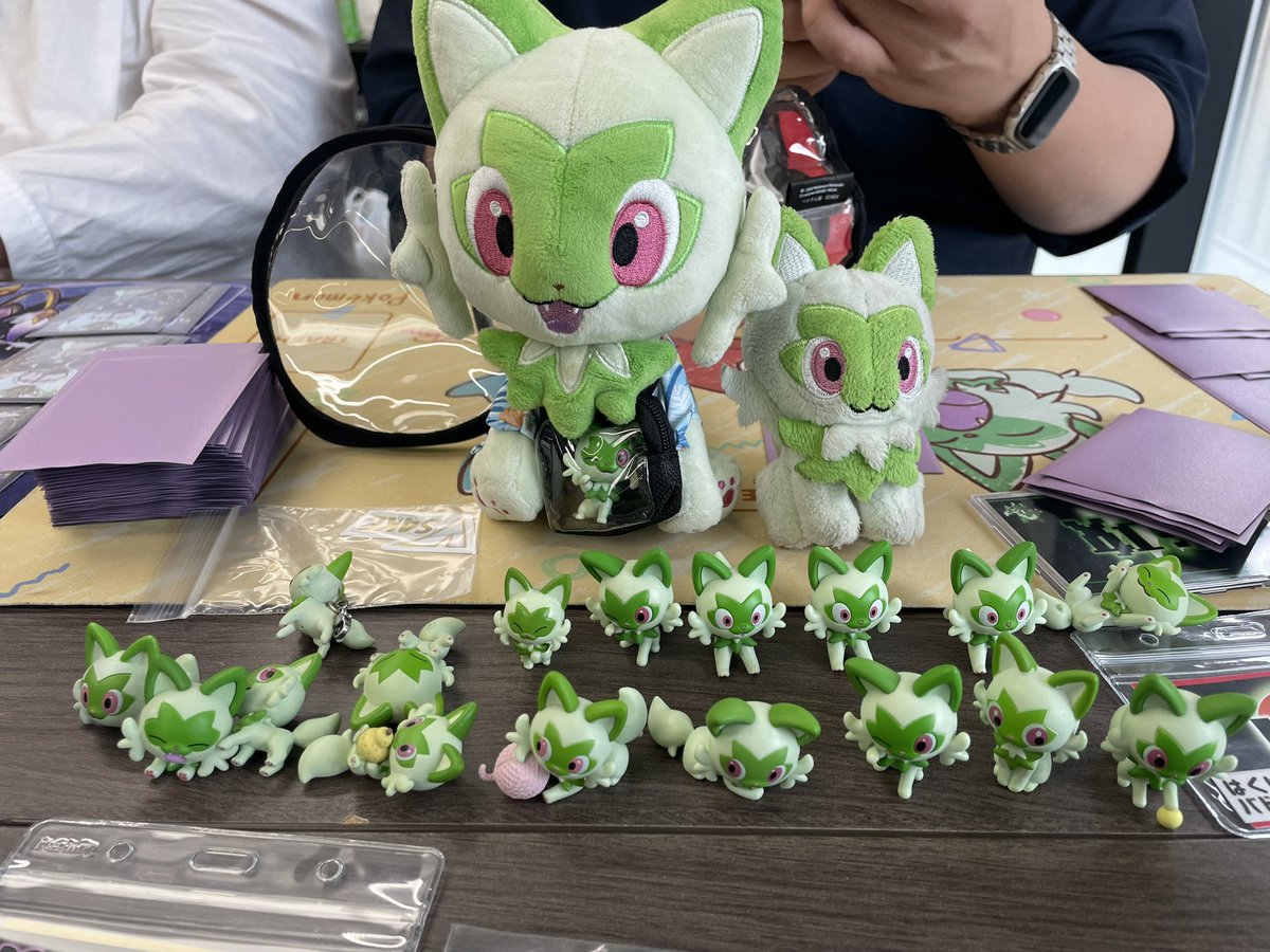 km0848's tweet photo. 昨日は初のひみつきち参加してきやした！

ポケカボロ負けですが、めっちゃ楽しかったし、酒も飲めるし、知り合いも増えて良き👍

2次会、3次会もあざした！

#ひみつきち https://t.co/HgB5MXEqxf