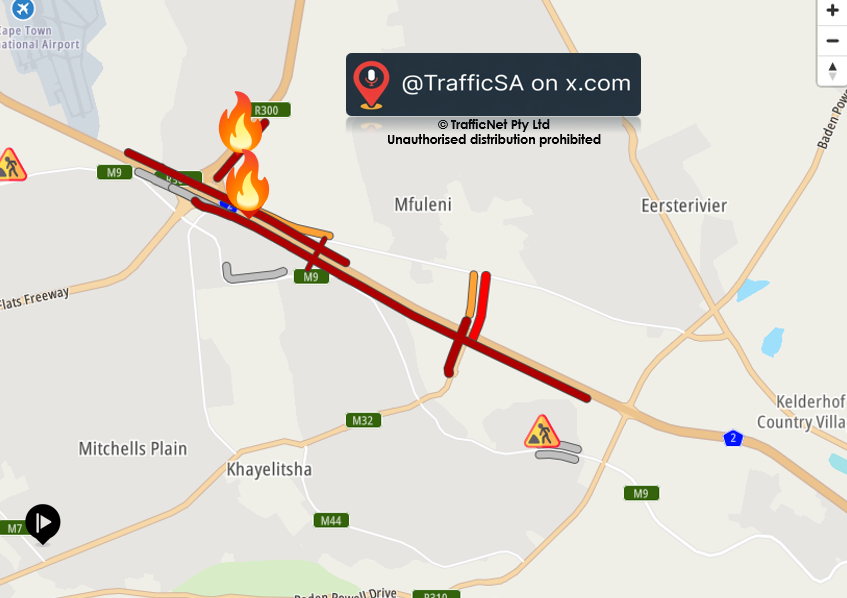 TrafficSA's tweet photo. Cape Town - #ALERT   #Protesting  N2 Highway / R300 Highway https://t.co/u8A9eMeVzB