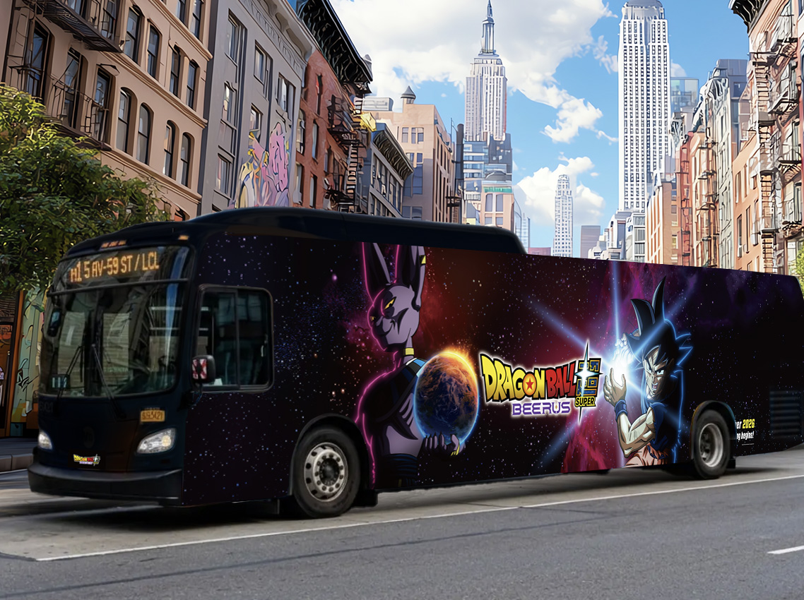 DB_anime_info's tweet photo. ／
🗽超開幕広告 その③
『#ドラゴンボール超 ビルス』が北米各地に登場！
＼

ニューヨーク、ロサンゼルスでの
ラッピングバス🚌の運行をはじめ、
全30箇所のショッピングモールでの
広告の掲出がスタート！

🔻超開幕広告の掲出情報はこちら
https://t.co/Ykq82R3Ytc 

🗓️10/5(月)〜

#DragonBall https://t.co/QSAyPekEHC