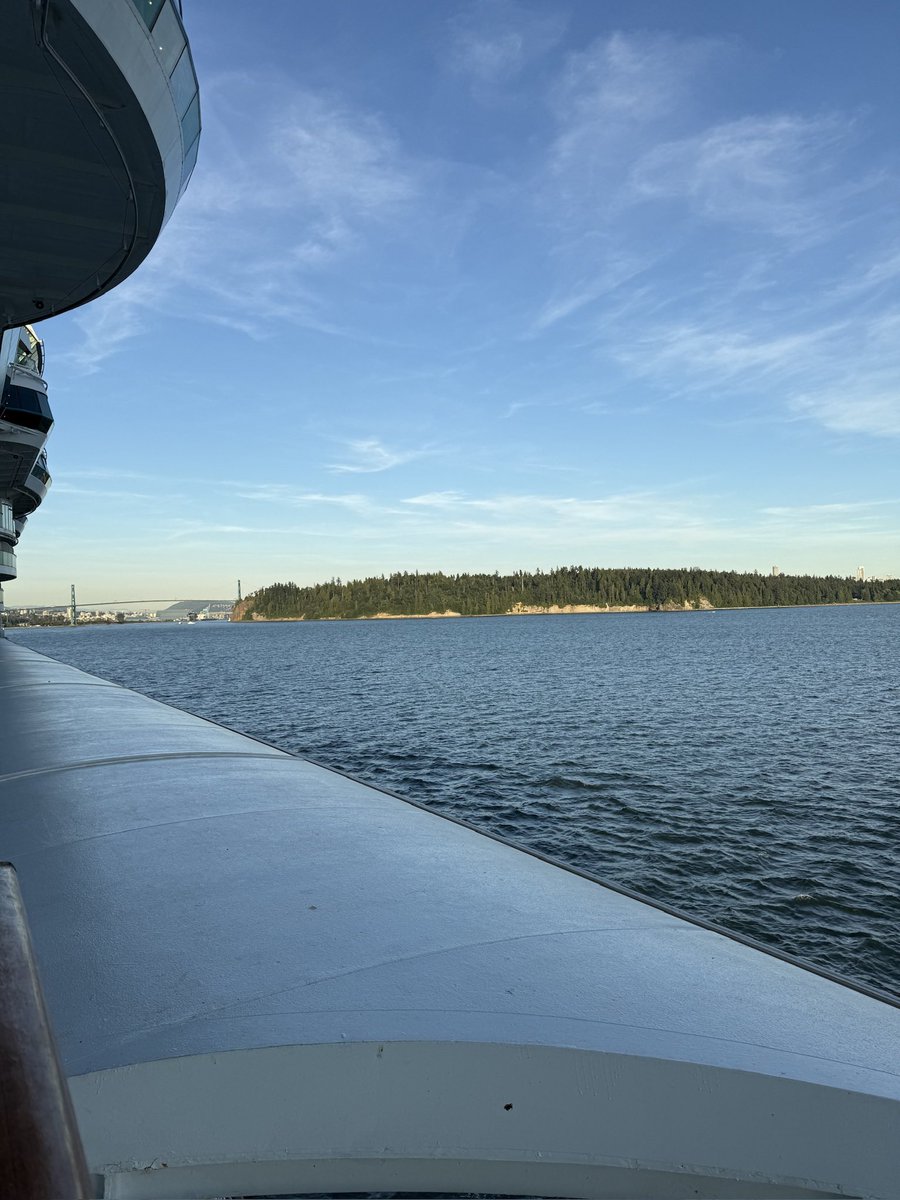 1jaramillo's tweet photo. Zarpando hacia lo desconocido.
#Stylelife #Enjoy #JustLive #Sergio #Travel #SinFiltros #NoFilters #Trip #Photography #God #Barco #Dios #SkyColors #Crucero #Trader #Bitcoin #Mexico #RoadTrip #Canada #Vancouver #BritishColumbia #BestVersionOfYou #NeverGiveup #TravelMoreWorryLess https://t.co/v4p4O99p6H