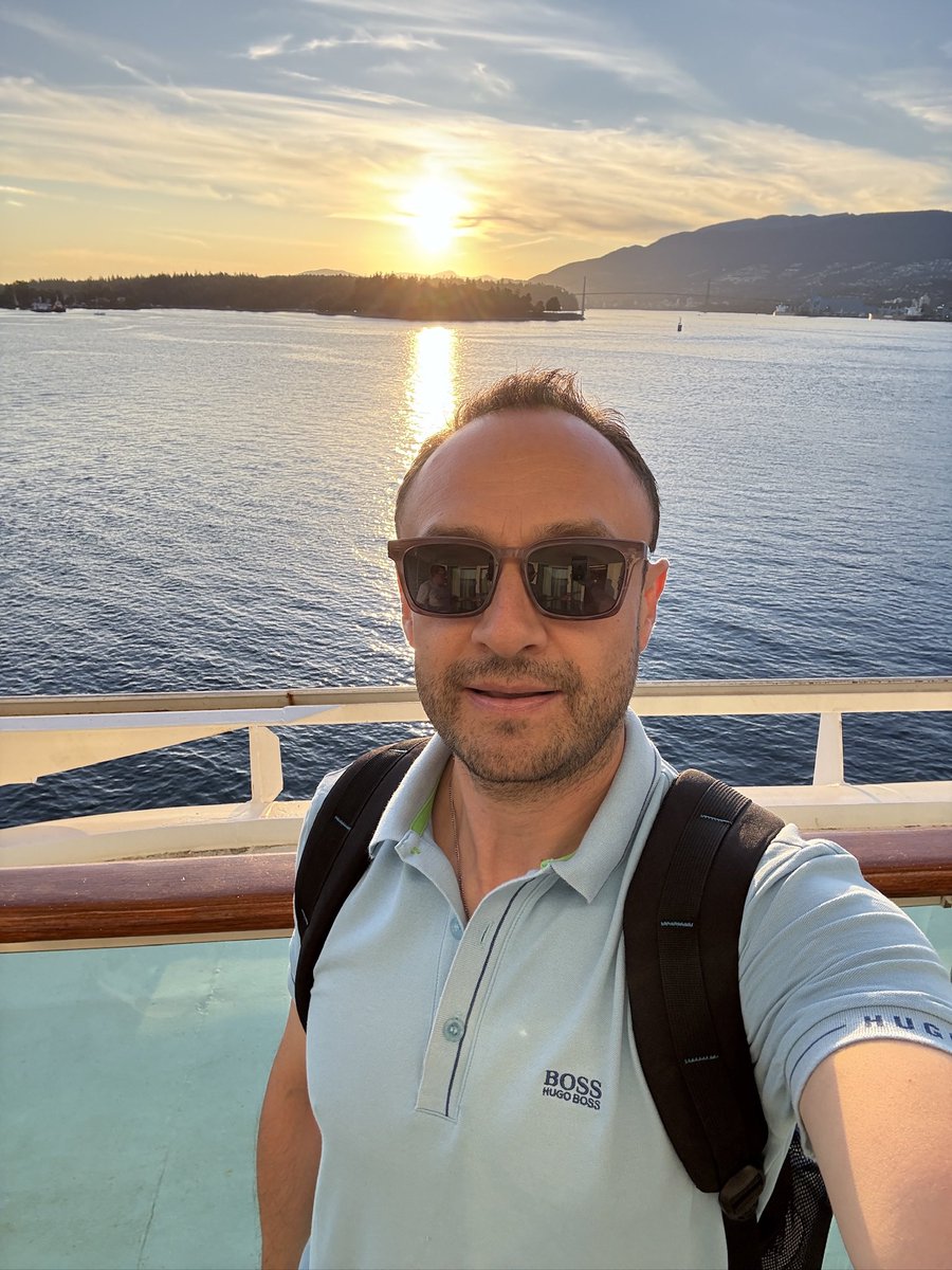 1jaramillo's tweet photo. Zarpando hacia lo desconocido.
#Stylelife #Enjoy #JustLive #Sergio #Travel #SinFiltros #NoFilters #Trip #Photography #God #Barco #Dios #SkyColors #Crucero #Trader #Bitcoin #Mexico #RoadTrip #Canada #Vancouver #BritishColumbia #BestVersionOfYou #NeverGiveup #TravelMoreWorryLess https://t.co/v4p4O99p6H